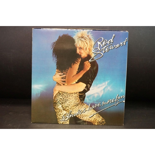 87 - Vinyl - 11 Rod Stewart LP's plus a 10 inch EP to include Unplugged, Vagabond Heart, Blondes Have Mor... 