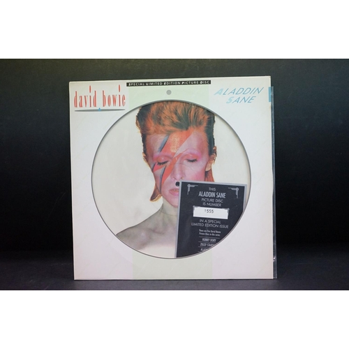 572 - Vinyl - David Bowie, Mick Ronson, Tin Machine, 11 picture discs, five from the Special Limited Editi... 