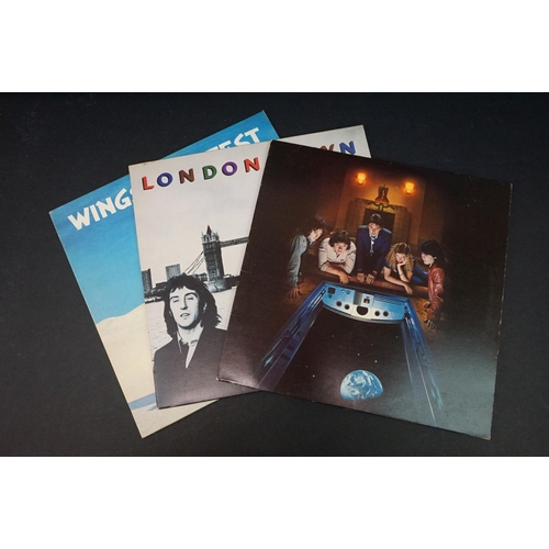 174 - Vinyl - Wings 8 LP's to include Back To The Egg, Over America (sleeve only fair, poor spine), Venus ... 