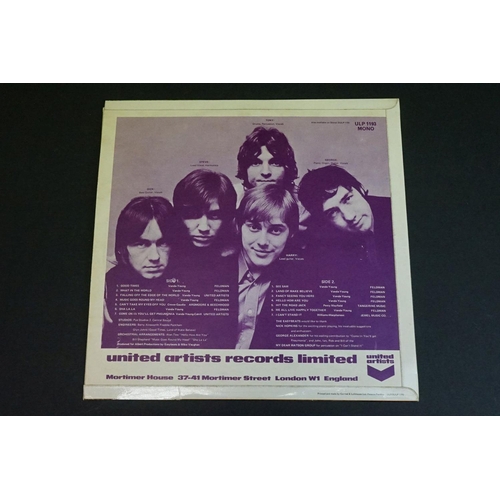 177 - Vinyl - Easybeats Vigil (ULP 1193) United Artists blue label, feelable mark to track 1 side 1.  Slee... 