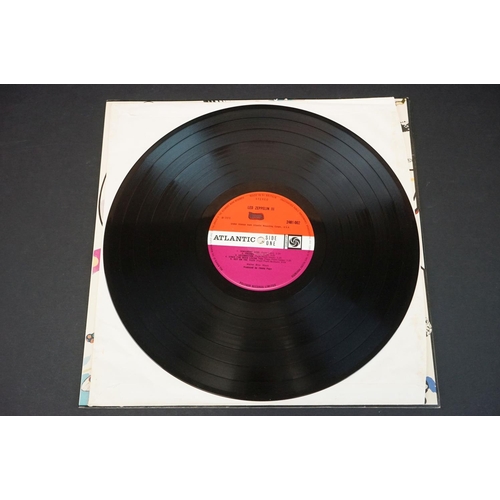 181 - Vinyl - 5 Led Zeppelin LPs to include One (SD 8216) US pressing with Atlantic / ATCO advertising inn... 