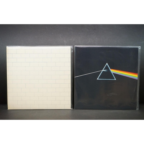 630 - Vinyl - Pink Floyd 2 LP's to include Dark Side Of The Moon (SHVL 804) gatefold sleeve with white inn... 