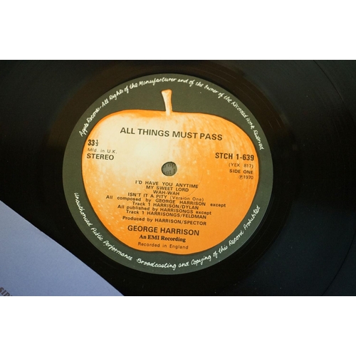 632 - Vinyl - George Harrison 2 LP's to include All Things Must Pass (Apple STCH 639) no poster, box intac... 