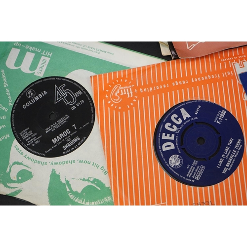 643 - Vinyl - Approx 60 pop 45's, flexis and EP's covering the 1950's & 60's in the main spanning genres a... 