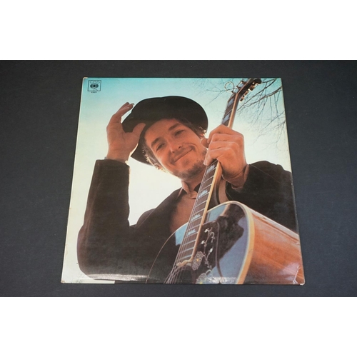 653 - Vinyl - Bob Dylan 6 LP's to include Oh Mercy, The Historic Basement Tapes (sticker removal damage to... 