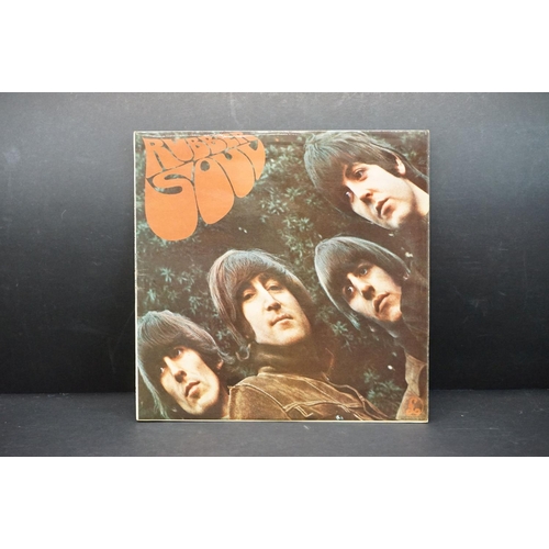 92 - Vinyl - 5 The Beatles LP's to include Sgt Pepper (PMC 7027) The Gramophone Co Ltd, Sold In UK and 33... 