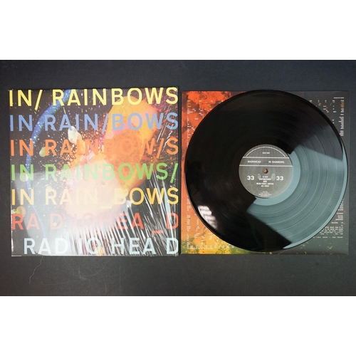 153 - Vinyl - Two Radiohead LPs to include OK Computer 2 LP 8552291 (sleeve white areas a little grubby) a... 