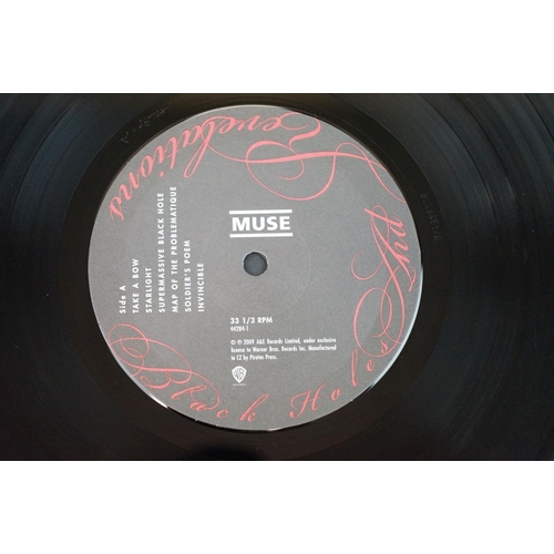 154 - Vinyl - Muse Black Holes and Revelations LP on Warner Bros 44284-1, sleeve in opened shrink, with or... 