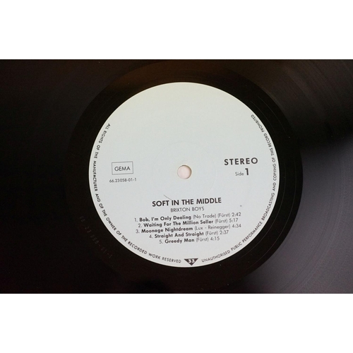 504 - Vinyl - Five David Bowie private pressing LPs to include October 20th 1972 at Santa Monica, David Bo... 