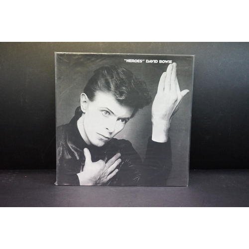 508 - Vinyl - 11 David Bowie LPs to include 2 x Station To Station (US & UK press), Strung Out On Heavens ... 