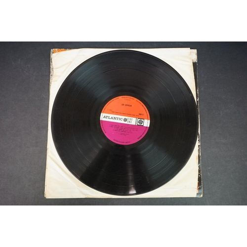 595 - Vinyl - Led Zeppelin 3 LP's to include One (588171) orange and plum label, superhype credit, sleeve ... 