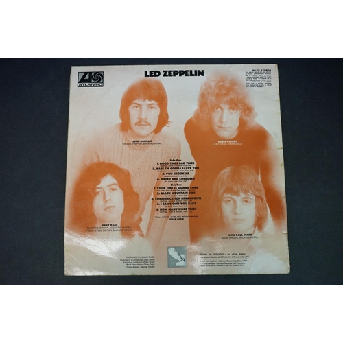 595 - Vinyl - Led Zeppelin 3 LP's to include One (588171) orange and plum label, superhype credit, sleeve ... 