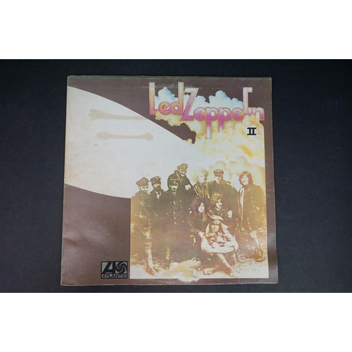 595 - Vinyl - Led Zeppelin 3 LP's to include One (588171) orange and plum label, superhype credit, sleeve ... 