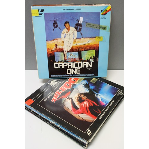 1068 - Film - Collection of 15 laser discs including The Postman Always Rings Twice, The Stuntman, Raiders ... 