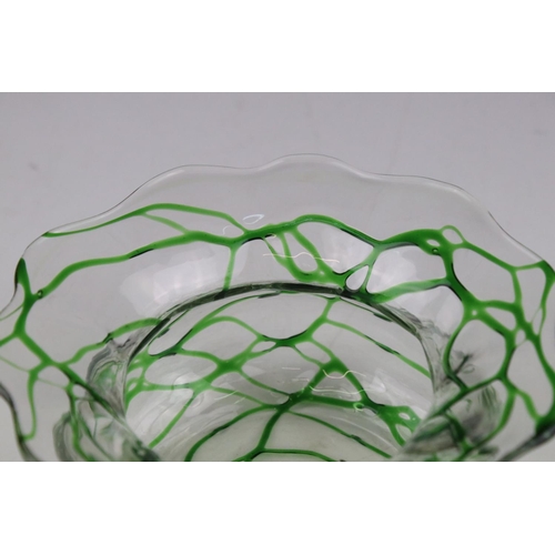 44 - Stuart & Sons Stourbridge, an Art Nouveau clear blown glass bowl with green glass threading decorati... 