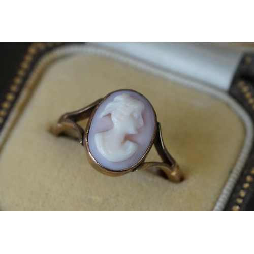 187 - Two cased hallmarked 9ct gold cameo rings.