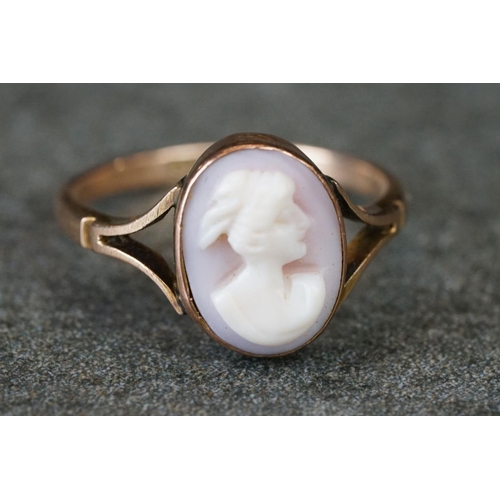 187 - Two cased hallmarked 9ct gold cameo rings.