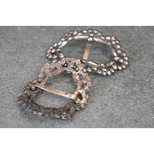 200 - A collection of 19th & 20th century buckles contained within a vintage display box.