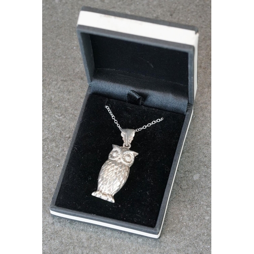 210 - Lucky silver owl pendant necklace