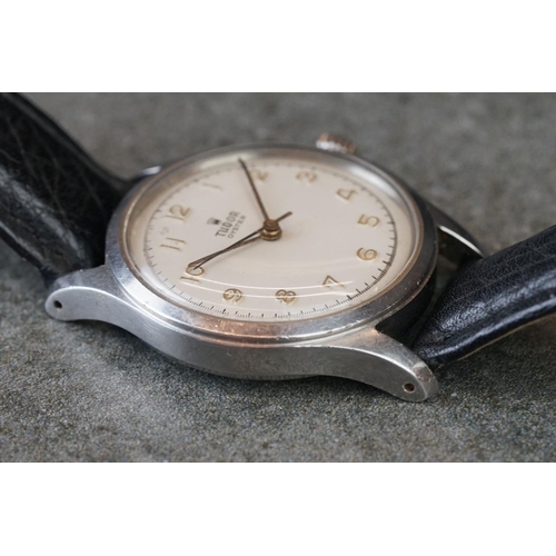 218 - A 1940's gents Tudor Oyster wristwatch.