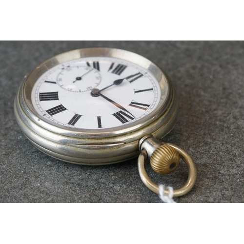 221 - An early 20th century top winding pocket watch with sub second hand to 6 o'clock
