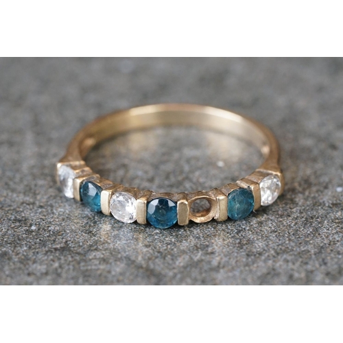 223 - A collection of three ladies 9ct gold rings.