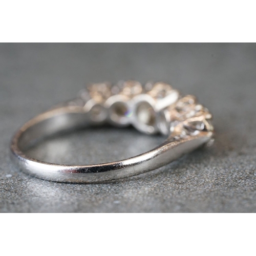 229 - Five stone graduated diamond ring of 1.65ct total weight