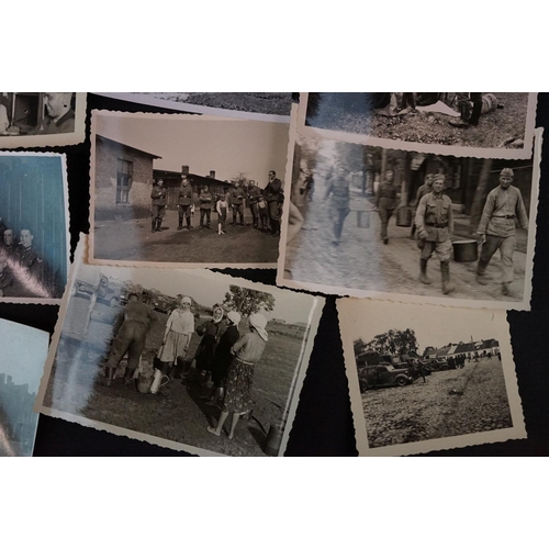 38 - A Collection Of Approx 35 Original World War Two German Photographs To Include Images Of Soldiers, V... 