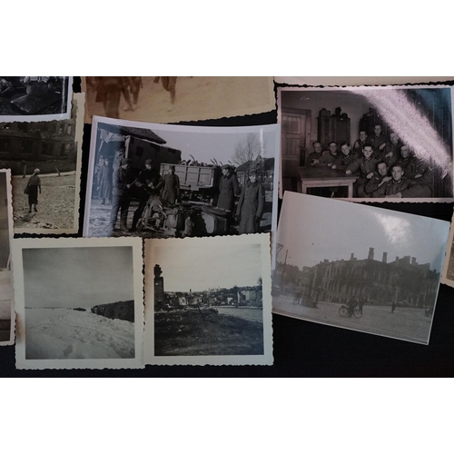 38 - A Collection Of Approx 35 Original World War Two German Photographs To Include Images Of Soldiers, V... 