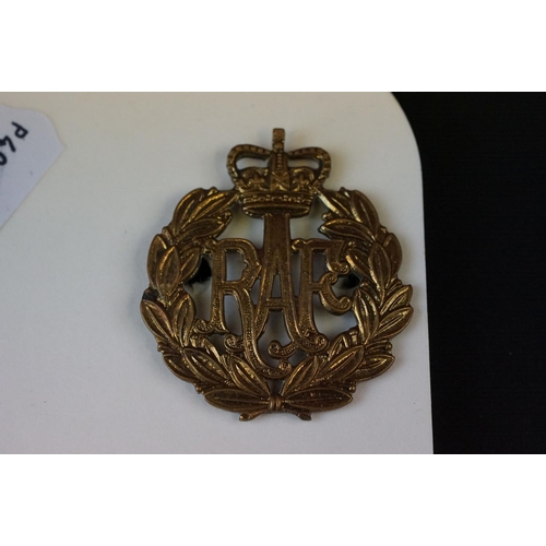 40 - A Collection Of Three Royal Air Force / RAF Brass Cap Badges To Include Kings Crown, Queens Crown An... 