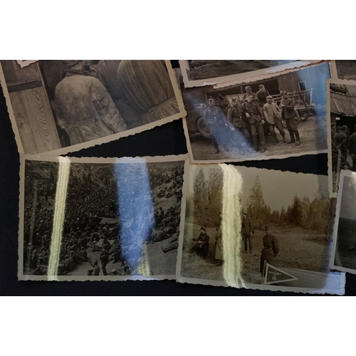 41 - A Collection Of Approx 35 Original World War Two German Photographs To Include Images Of Soldiers, V... 