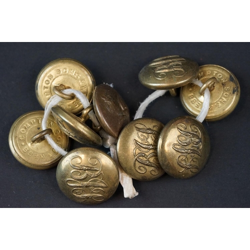 116 - A Small Collection Of Military Collectables To Include Buttons And Cap Badges.