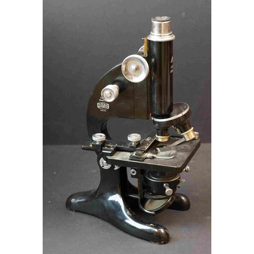 199 - A British World War Two Beck Of London Model 29 Microscope Dated July 1943 And Marked With The Briti... 