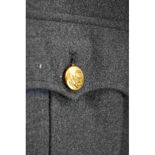 368 - A British 1957 Dated Royal Air Force / RAF Service Dress Jacket, Brass Kings Crown Buttons, Aircrew ... 