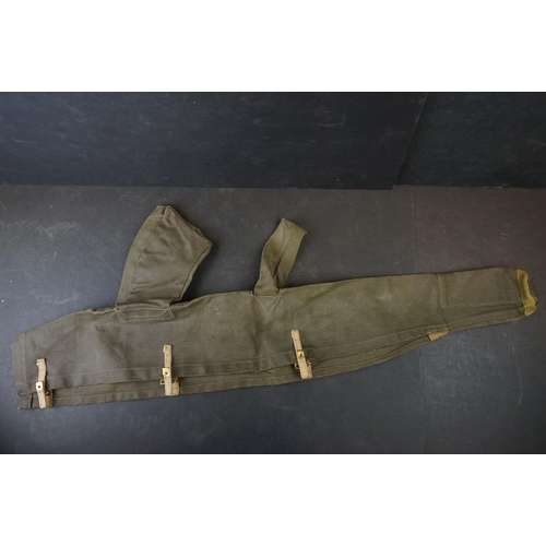 180A - A British Military Issued Cloth Rifle Carry Case, Dated 1955 And Marked With The British Broad Arrow... 