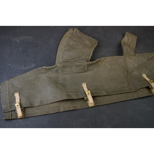 180A - A British Military Issued Cloth Rifle Carry Case, Dated 1955 And Marked With The British Broad Arrow... 