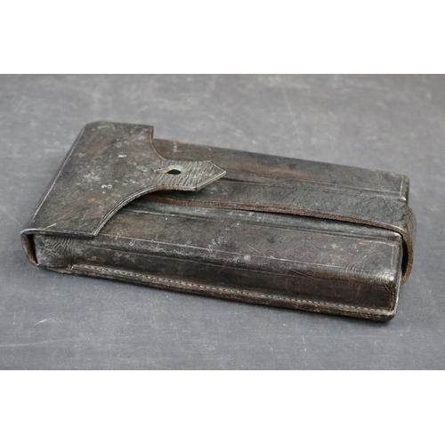 70A - A World War Two German Darkened Brown Leather MP34 Machine Gun Magazine Pouch / Case.