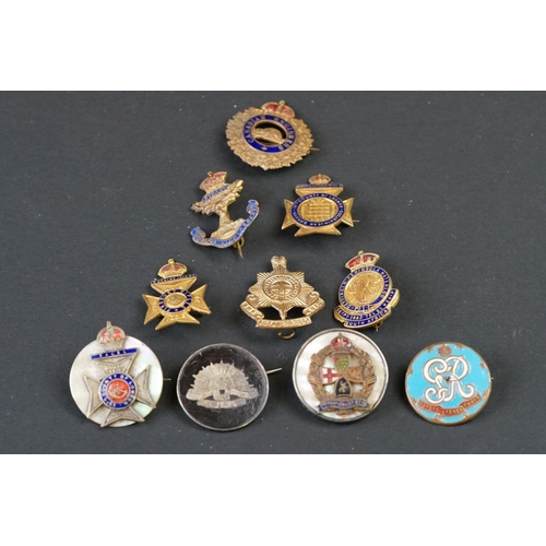 60A - A Collection Of Ten British Military Regimental Sweetheart Brooches To Include The 12th County Of Lo... 