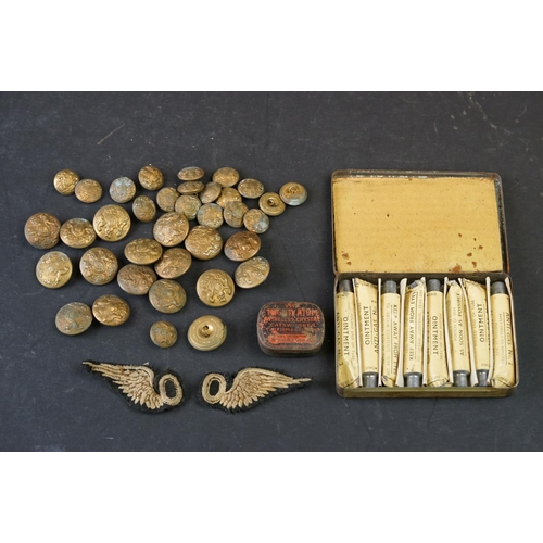 430 - A Small Collection Of British Military Brass Buttons Together With A Anti-Gas No.2 Ointment Tin, A R... 