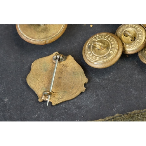 45 - A Collection Of British Military Regimental Brass Buttons Together With A Royal Engineers Sweetheart... 