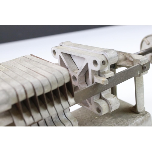 115 - A model of a Aluminium Plant & Vessel Co. plate fin heat exchanger.