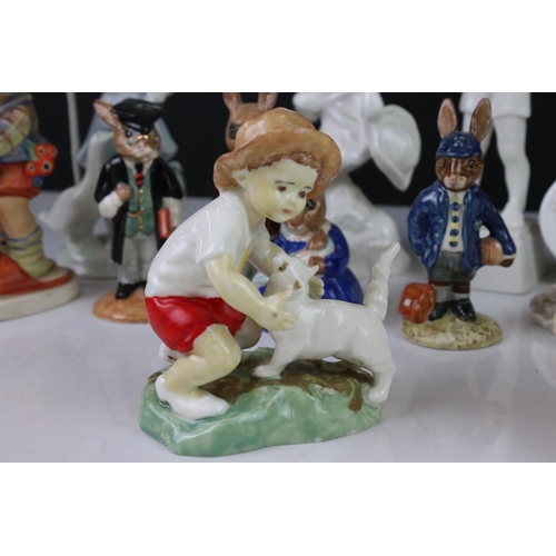 84 - Mixed lot of Ceramic Figures and Animals including Beswick Beatrix Potter ' Samuel Whiskers ' with g... 