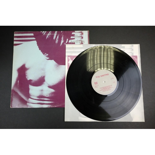 187 - Vinyl - The Smiths 2 LP's and 4 12