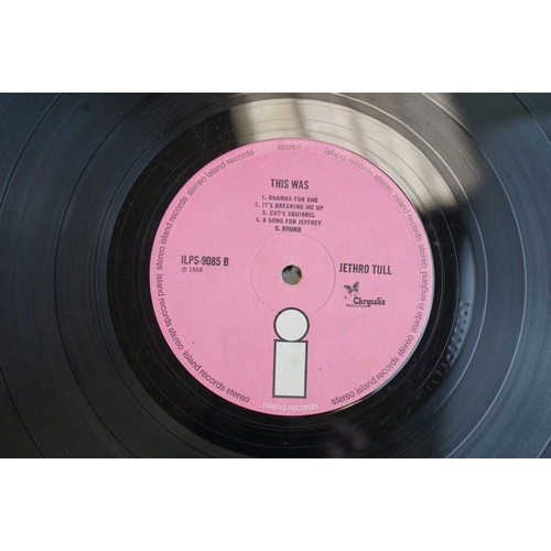 196 - Vinyl - 2 Jethro Tull LP's to include This Was (ILPS 9085) Stereo repress pink label with 'i' logo, ... 