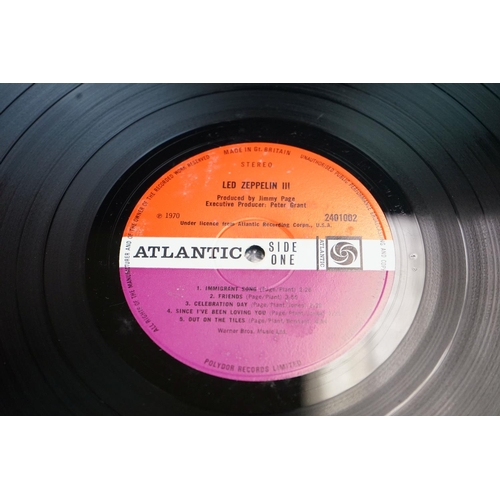 23 - Vinyl - Led Zeppelin 2 LP's to include One (K 40051) green and orange Atlantic label, small sticker ... 