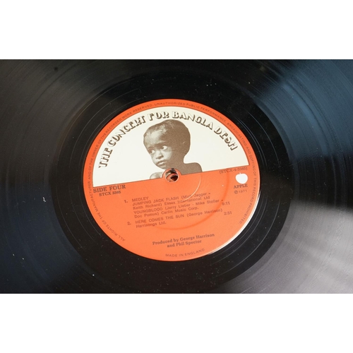 45 - Vinyl - George Harrison Concert For Bangladesh (Apple TCX 3385).  Small stain to front of box, other... 