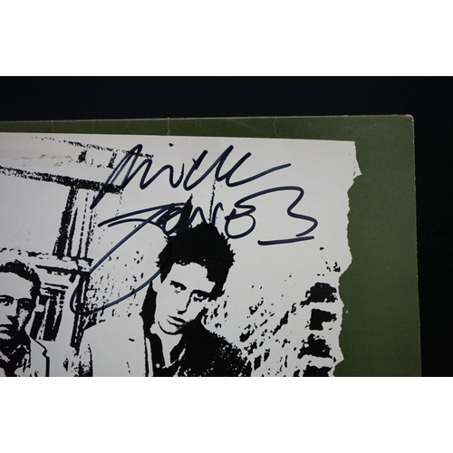 8 - Signed Vinyl Record / Memorabilia - Punk - The Clash - The Clash (1977, UK 1st issue pressing, CBS R... 