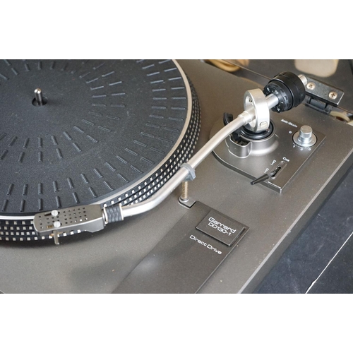 27 - Three Garrard turntables / record decks, to include 125 SB Belt Drive, DD130-1 Direct Drive & 86 SB ... 