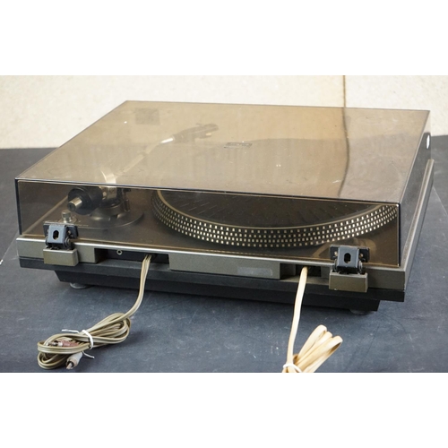 27 - Three Garrard turntables / record decks, to include 125 SB Belt Drive, DD130-1 Direct Drive & 86 SB ... 