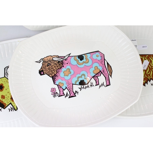 70 - Four Mid century Retro English Ironstone Pottery ' Beefeater ' Steak and Grill Plates, each showing ... 